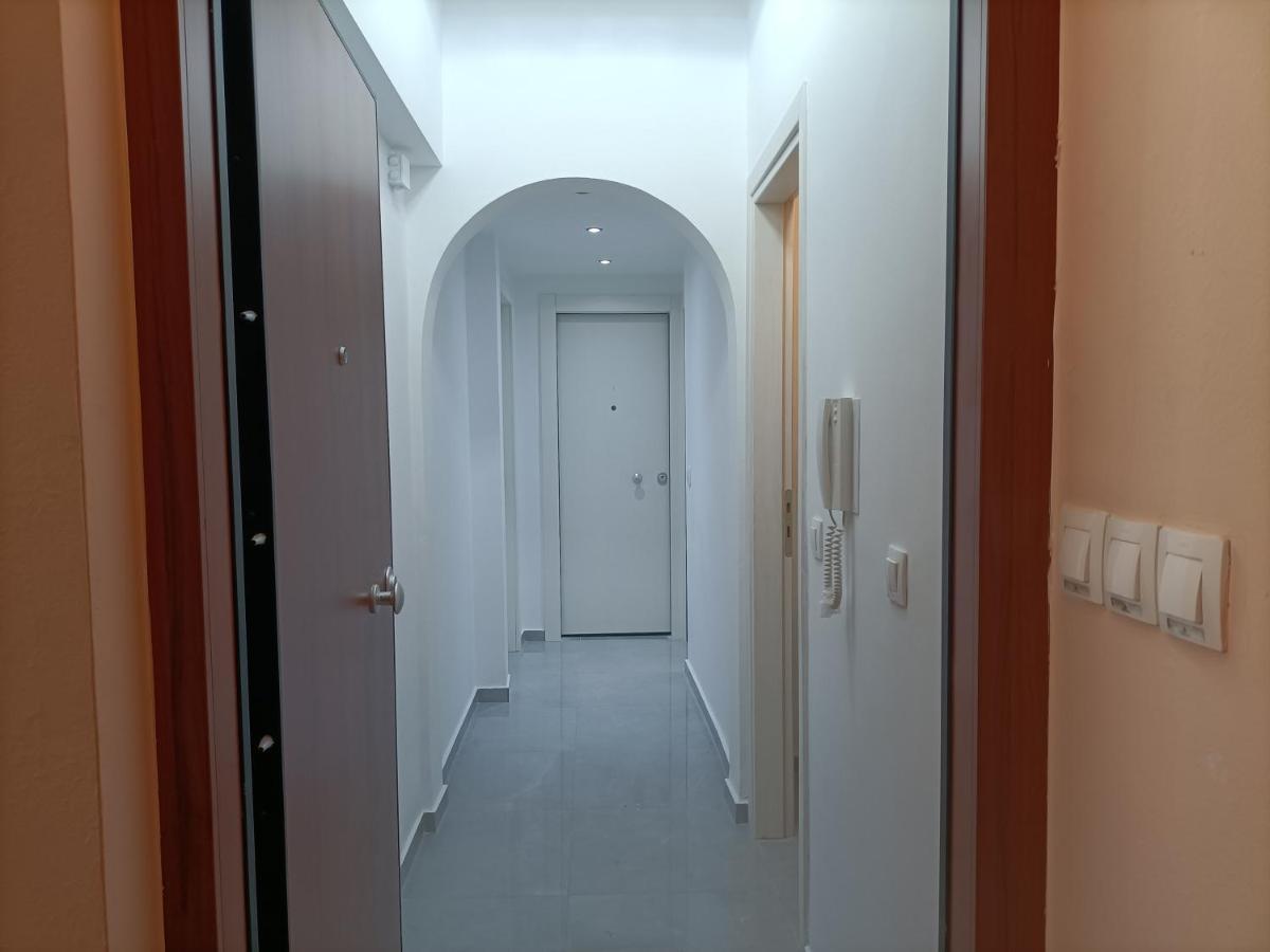 Apartamento City Adventures Atenas Exterior foto